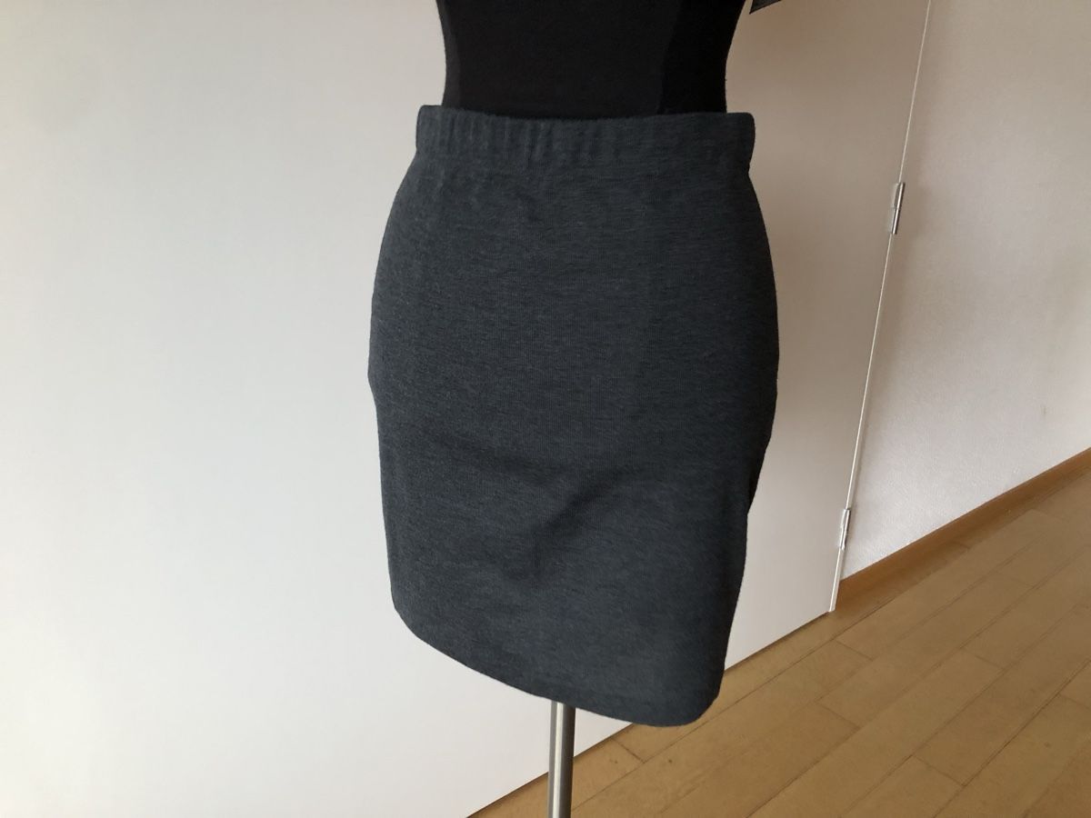 Benetton Gonne: BENETTON Strickrock grau Wolle Gr S – Nuovo (secondo la descrizione) da Bern venduto da Etzy 2