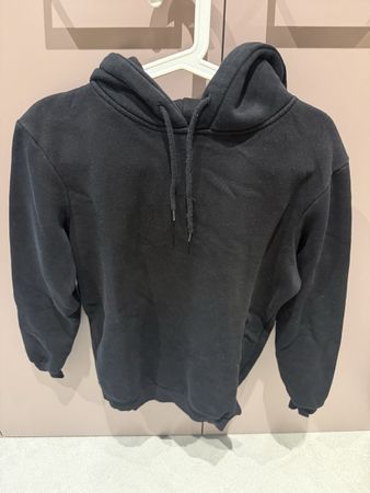 Kapuzenpullover Grösse S schwarz 