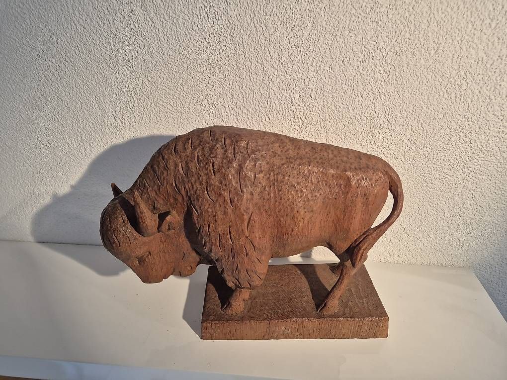 Statuette: Bison Holzfigur Holzskulptur  – Usato da Uetliburg SG venduto da Stein414