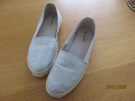 Stoffschuh Grösse 39 Silber