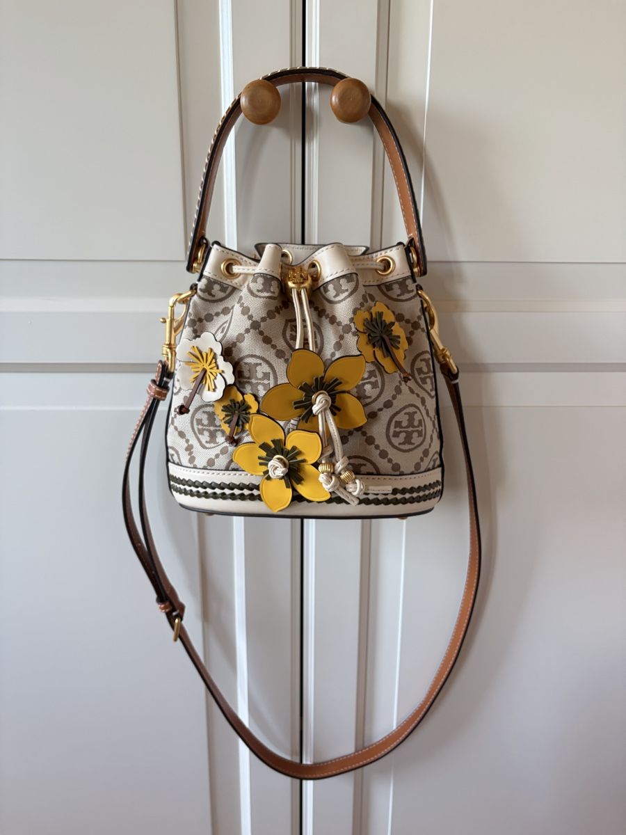 Tory Burch Borse da donna: Tory Burch Elegant Flower Bag – Usato da St.Josefen venduto da lop_lh8d