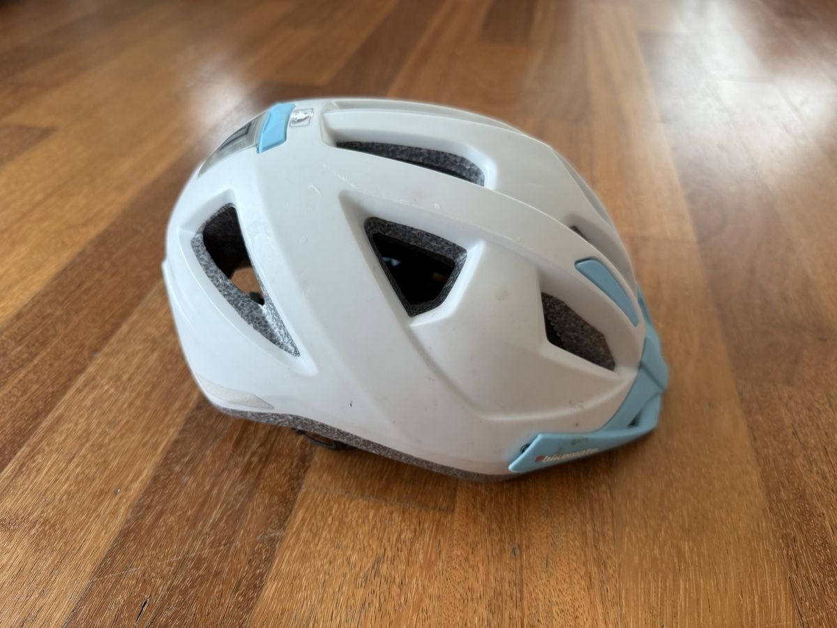 Helme: Fahrradhelm für Kinder – Gebraucht aus Gossau ZH von zh-oberland 1