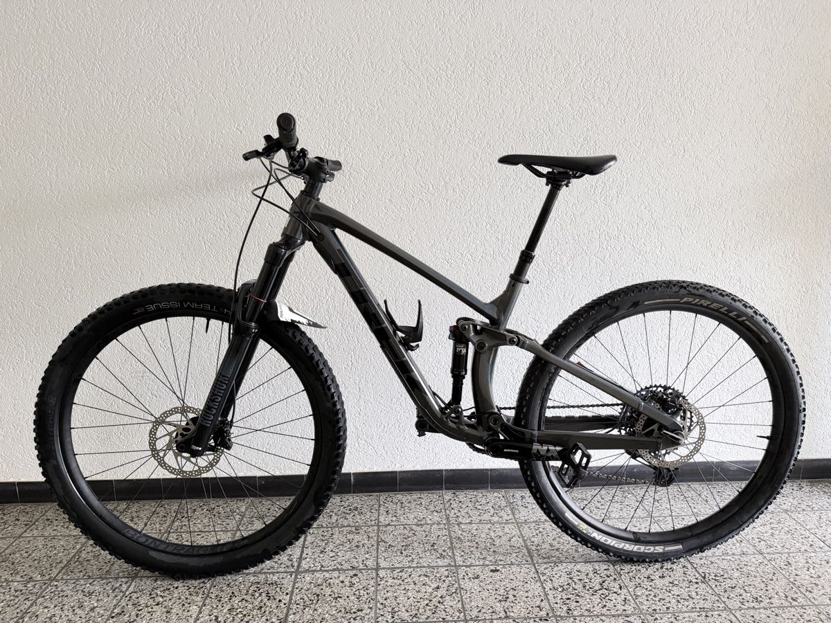 Trek Vélos: Trek Fuel EX 7 Gen 5 TOP MTB – D'occasion à Stansstad par 91PD 8