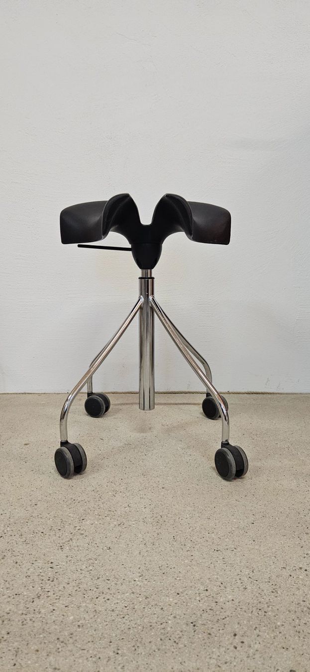 Stühle: Seltene 4-Bein Variante des Binari Stools! – Gebraucht aus Basel von Blitzkidd