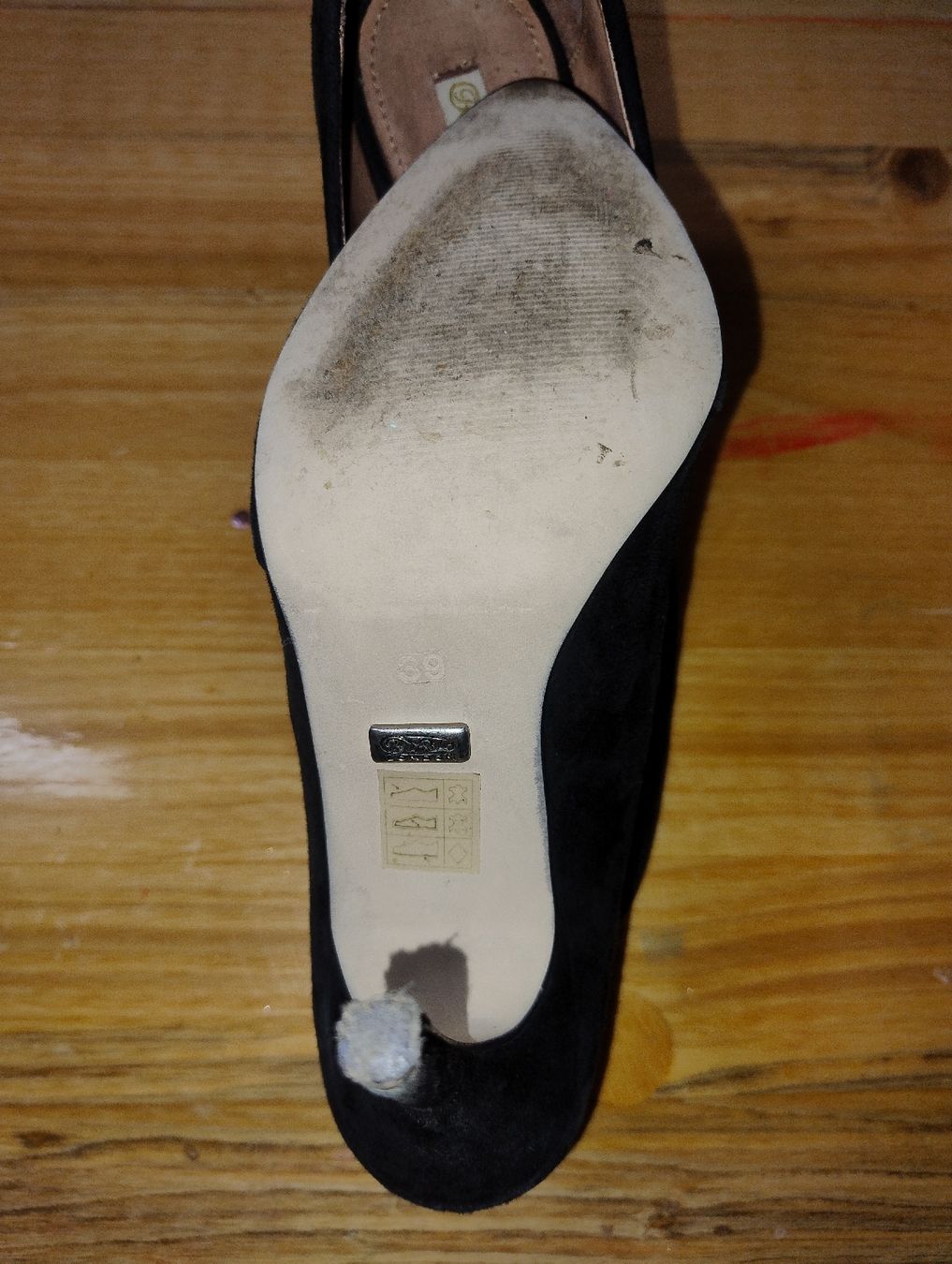Buffalo Damenschuhe: Buffalo Wildleder Pumps Schwarz – Gebraucht aus Ersigen von she9a 1