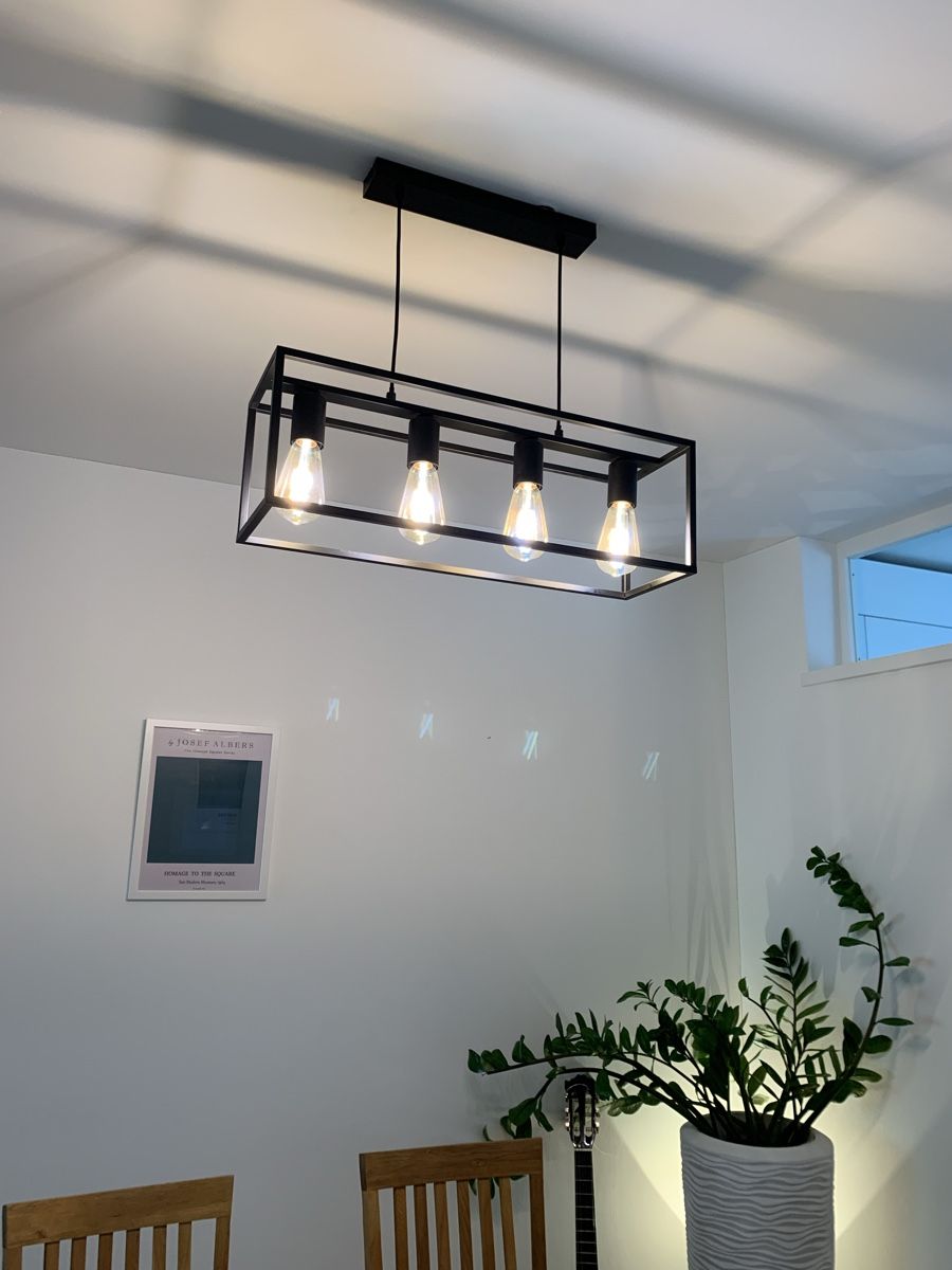 Kronleuchter & Deckenlampen: Modern 4-bulb ceiling lamp, black metal frame – Neu (gemäss Beschreibung) aus Zürich von nin_my7f