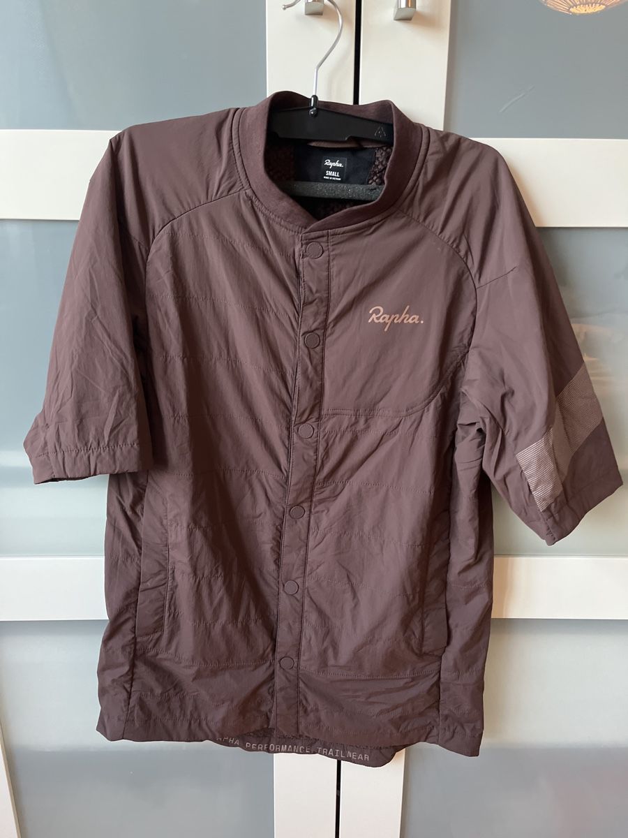 Giacche: Veste Rapha Manches Courtes, Taille S , Comme Neuve! – Nuovo (secondo la descrizione) da Neuchâtel venduto da gabus1984