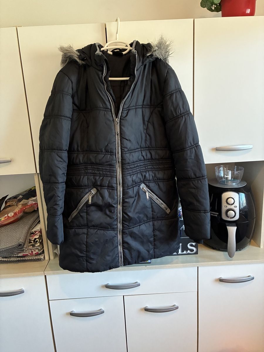Giacche: Jacke mit Kapuze – Usato da Ostermundigen venduto da Didi-Mader