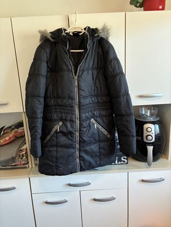 Jacke mit Kapuze