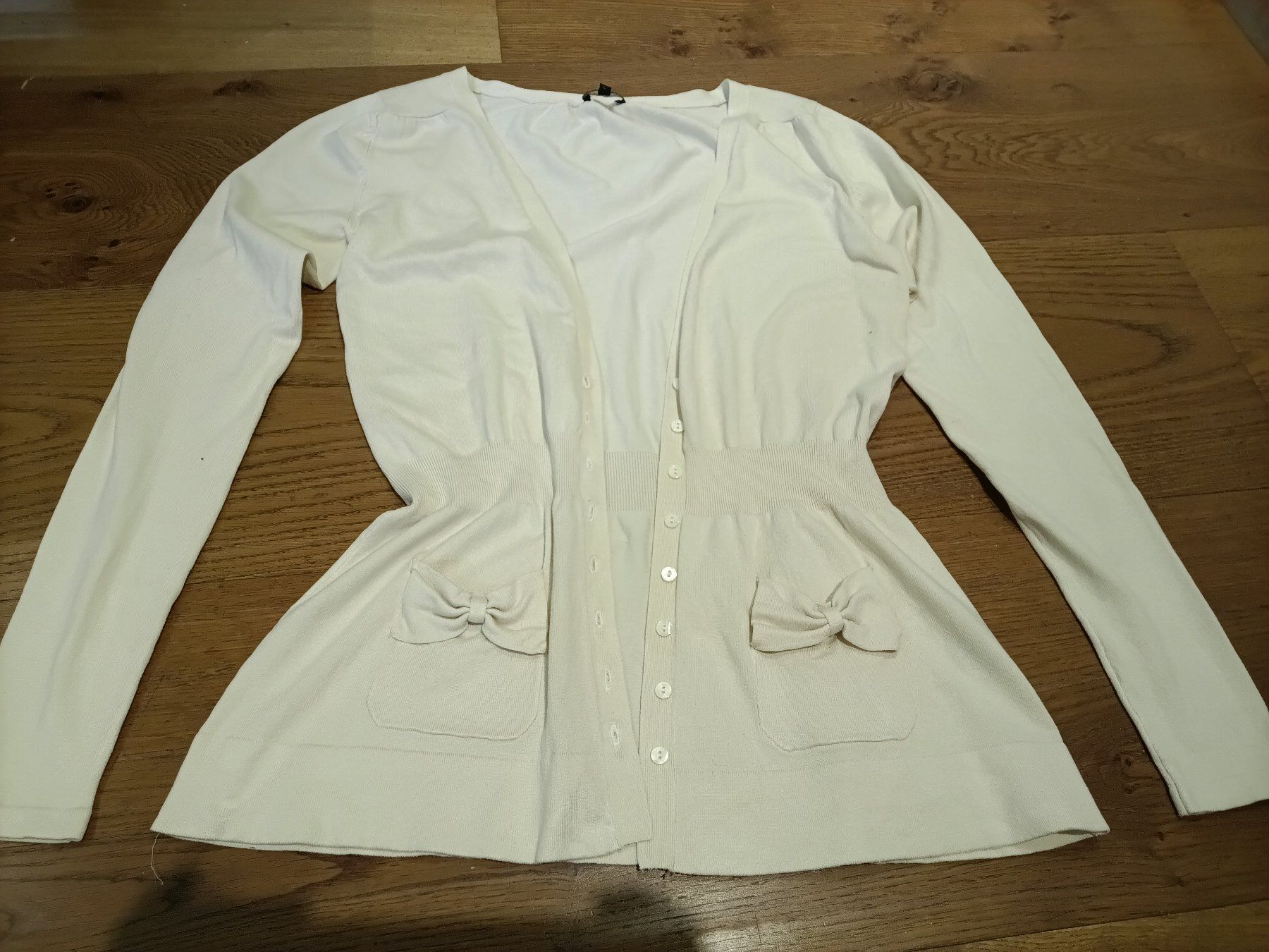 Jacken: Schicke Damen Strickjacke, beige, Grösse M – Gebraucht aus Intragna von Imzadi01