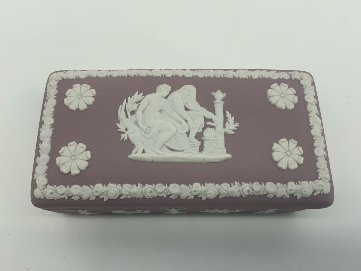 Portagioie: Wedgwood Schmuckdose Jasperware – Usato da Erlach venduto da silvia3235 2