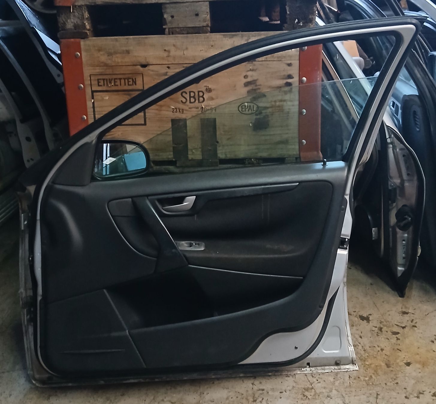 Volvo Alle Autoersatzteile: Portière avant droite Volvo S60 2000-2009 – Gebraucht aus la heutte von Auto-stock 1