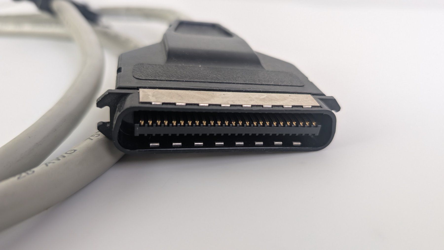 Cavi: SCSI Kabel to DB68 Male – Usato da Zürich venduto da axolottchen 1