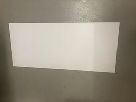 Wandregal weiss zur direkten Wandmontage