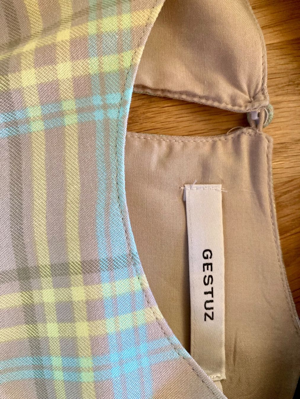 Gestuz Vestiti: Kleid von Gestuz Gr.34 – Usato da Waldstatt venduto da stz_7d7q 4