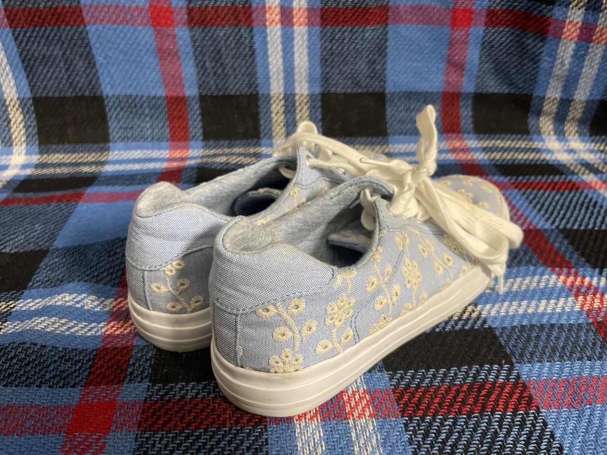 Scarpe da donna: Graceland Stoffschuhe, hellblau mit Blumenmuster, Gr. 36 – Usato da Auw venduto da geripap83 3