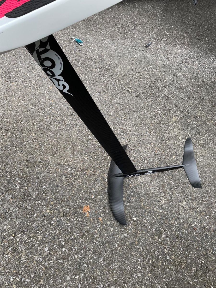Kite: Kite Board und Mast – Gebraucht aus Grosshöchstetten von Tobias.David 1