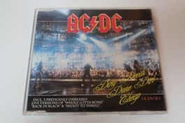 AC/DC – Dirty Deeds Done Dirt Cheap (Live)