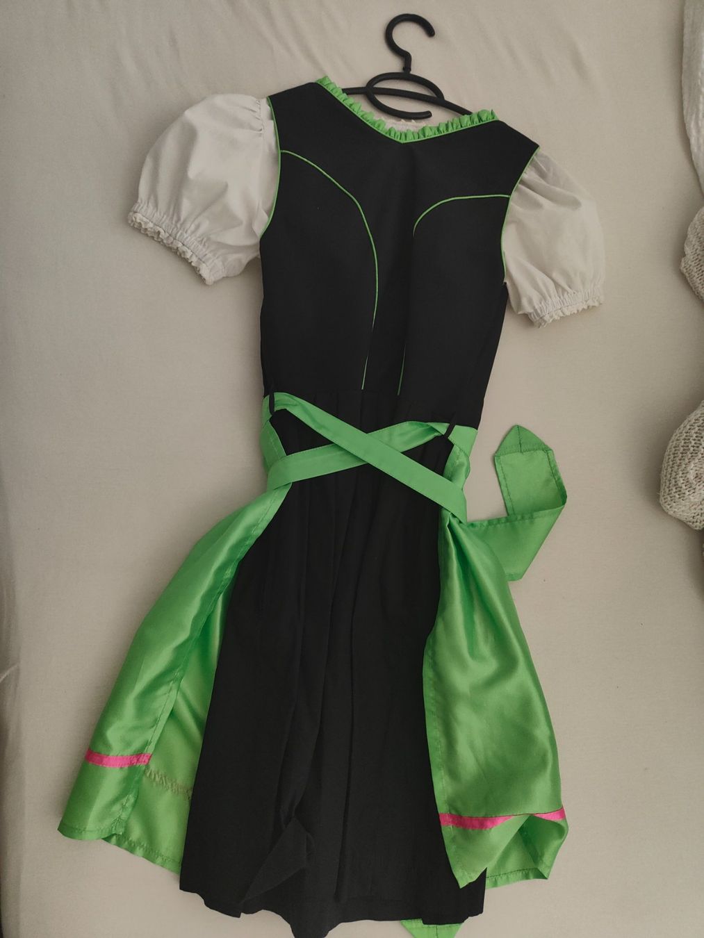 Kleider: Dirndl – Gebraucht aus Schänis von mel_hhn6 2