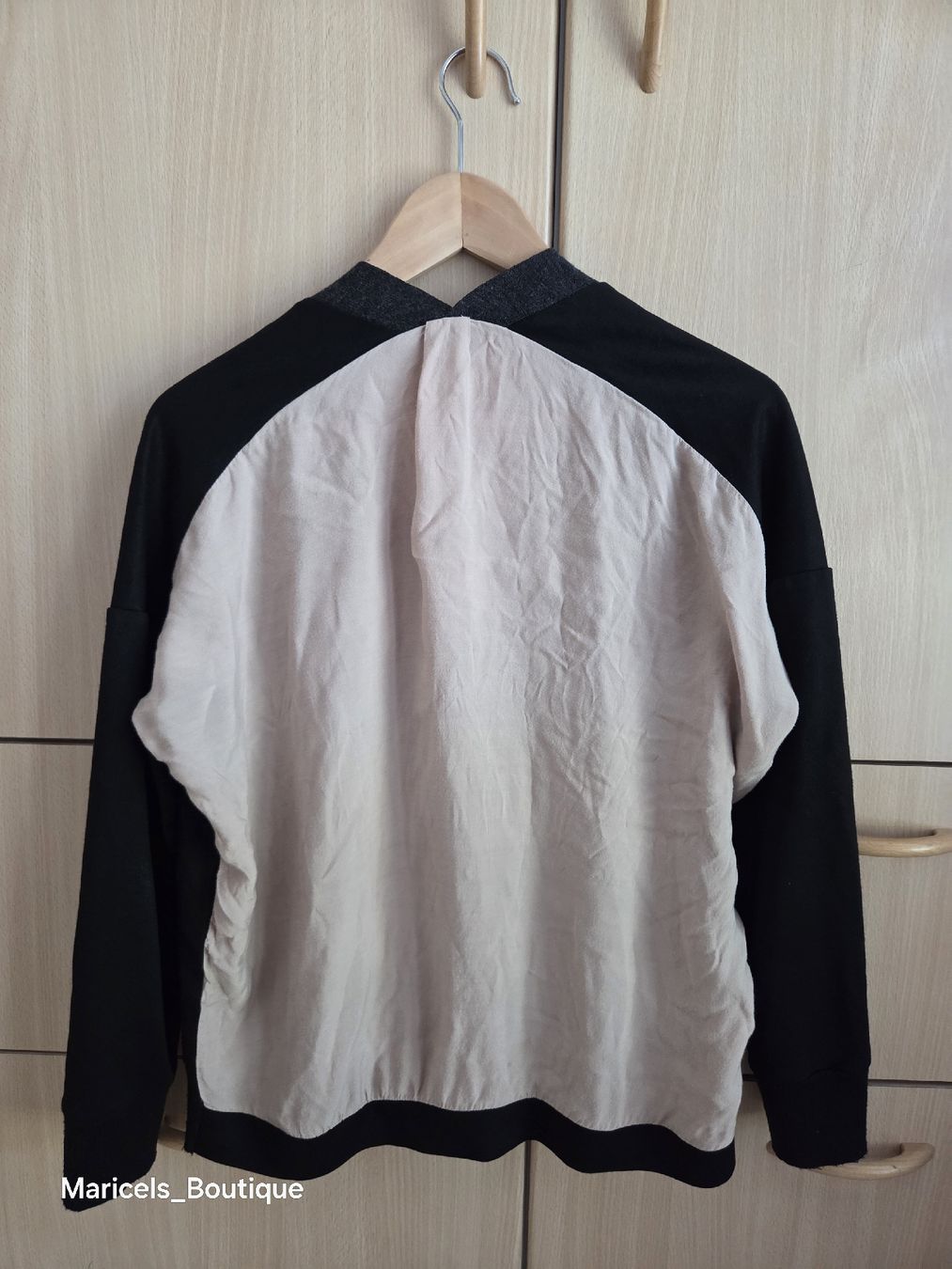 Zara Jacken: ZARA Bomber Jacket Black Size M – Gebraucht aus Winterthur von Maricels_Boutique 4