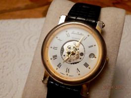 Jean Belleve, Quartz, 32mm, neues Werk und Lederarmband,