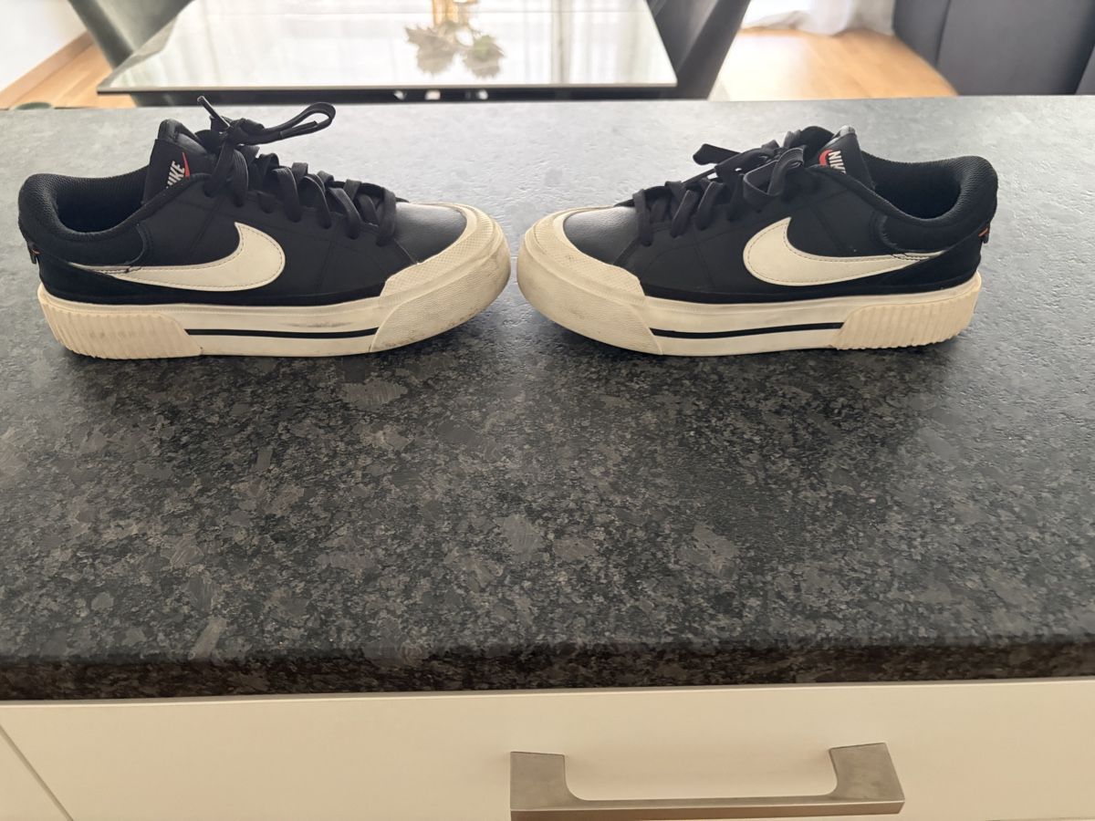 Nike Scarpe da uomo: Nike Schuhe – Nuovo (secondo la descrizione) da Kehrsatz venduto da Yshania 3