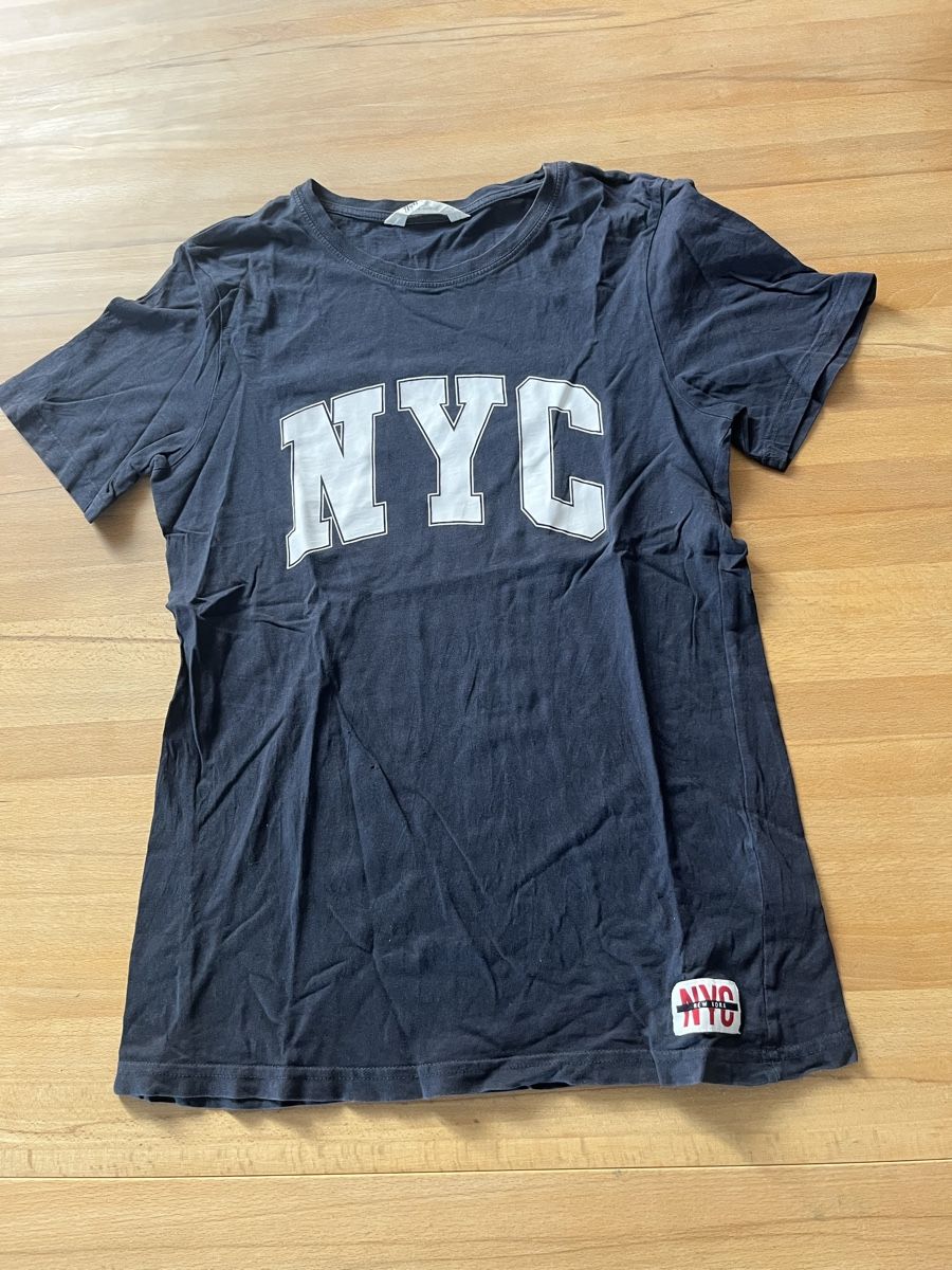 T-shirt: T-Shirt – Usato da Möriken AG venduto da Tigerente12