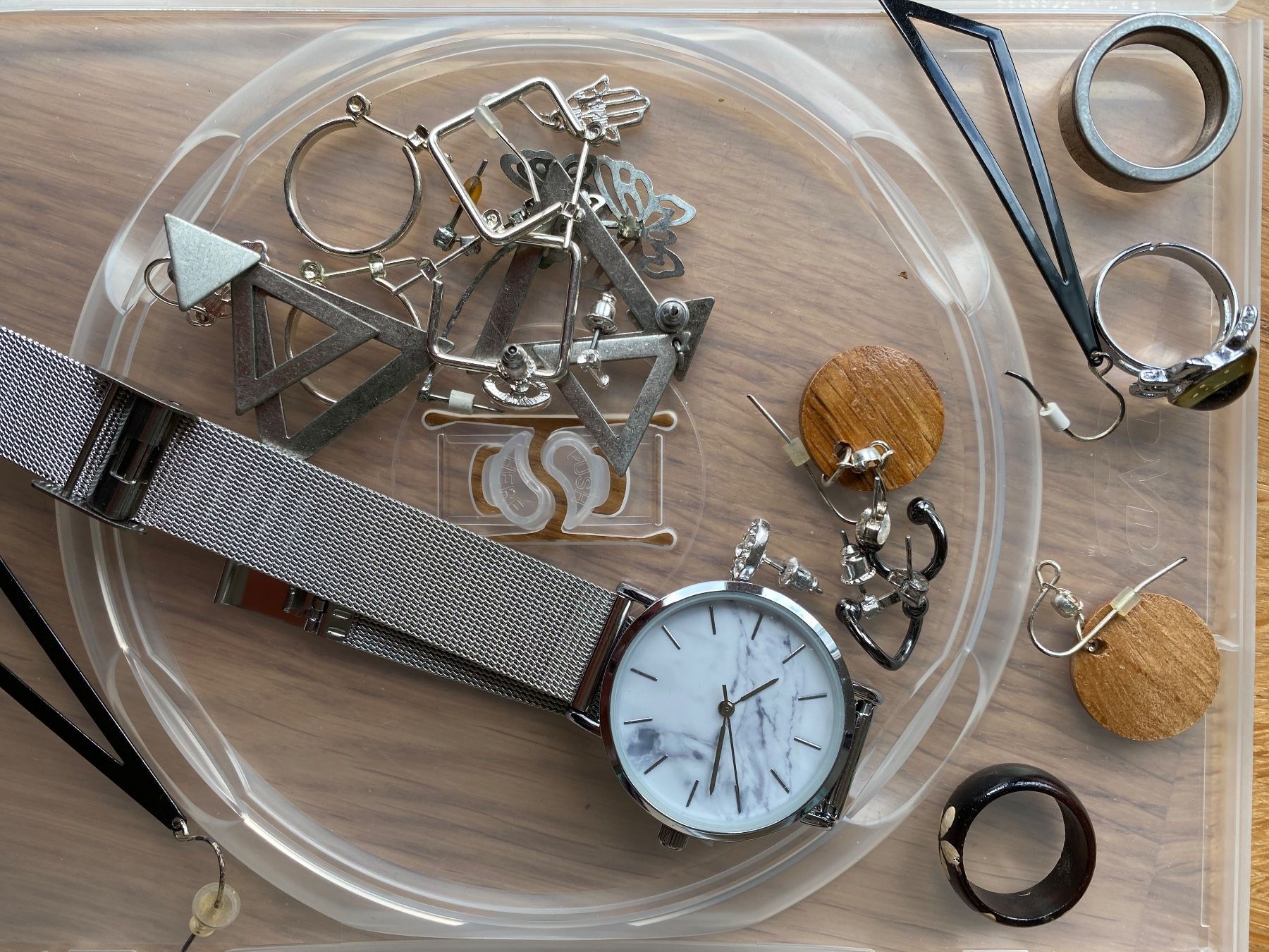 Sonstiger Schmuck: Modeschmuck inkl. Armbanduhr NEU – Gebraucht aus Trachslau von RetoM1982 1