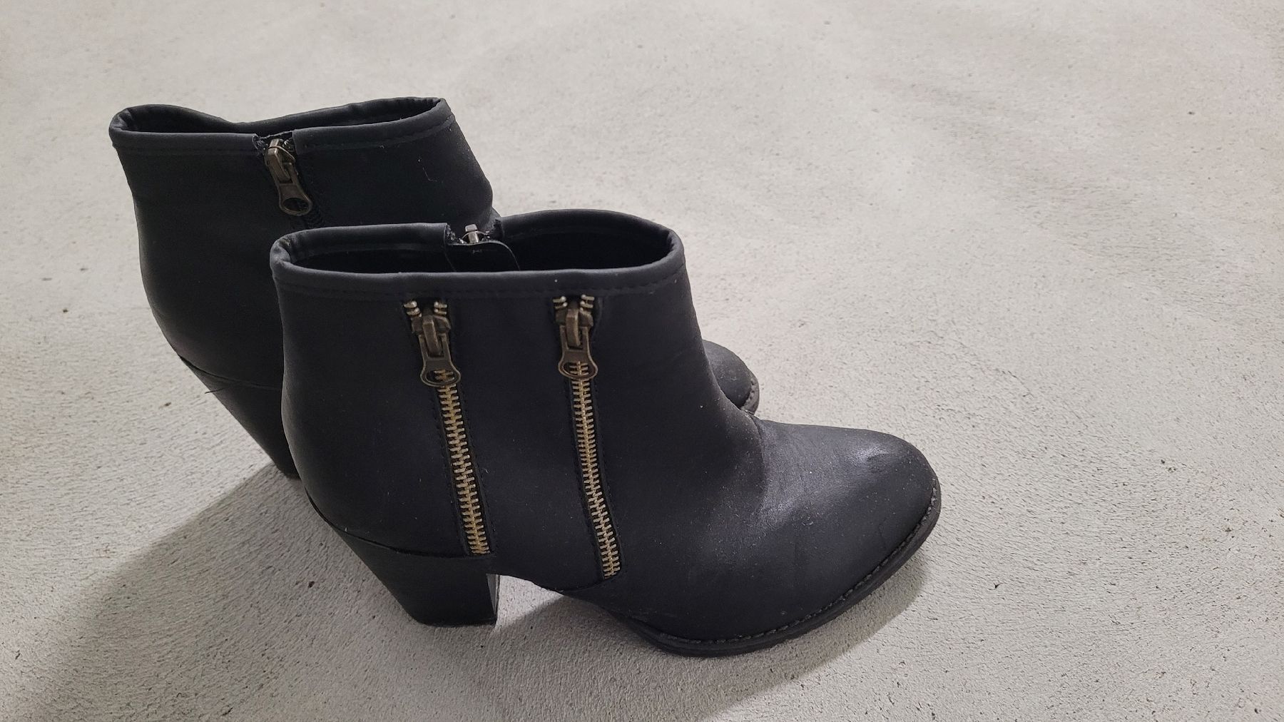 Damenschuhe: Schuhe – Gebraucht aus Neu St. Johann von cim_vv6n