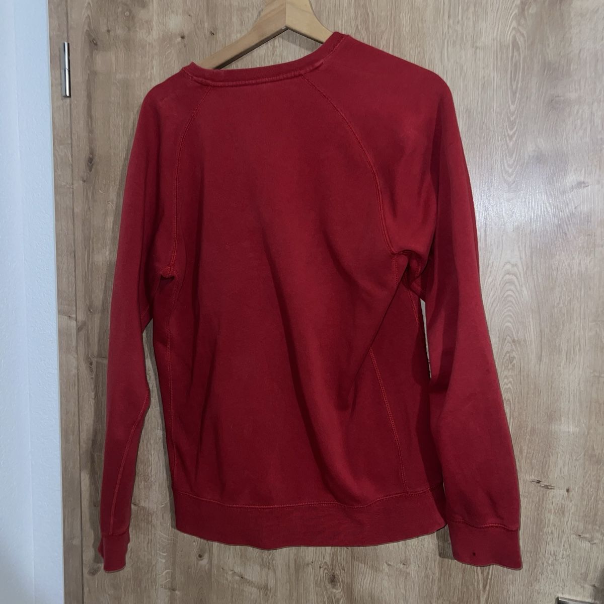 Jordan Maglioni & Felpe: Air Jordan 1 Sweatshirt rot – Usato da Chur venduto da noe_mh8b 1