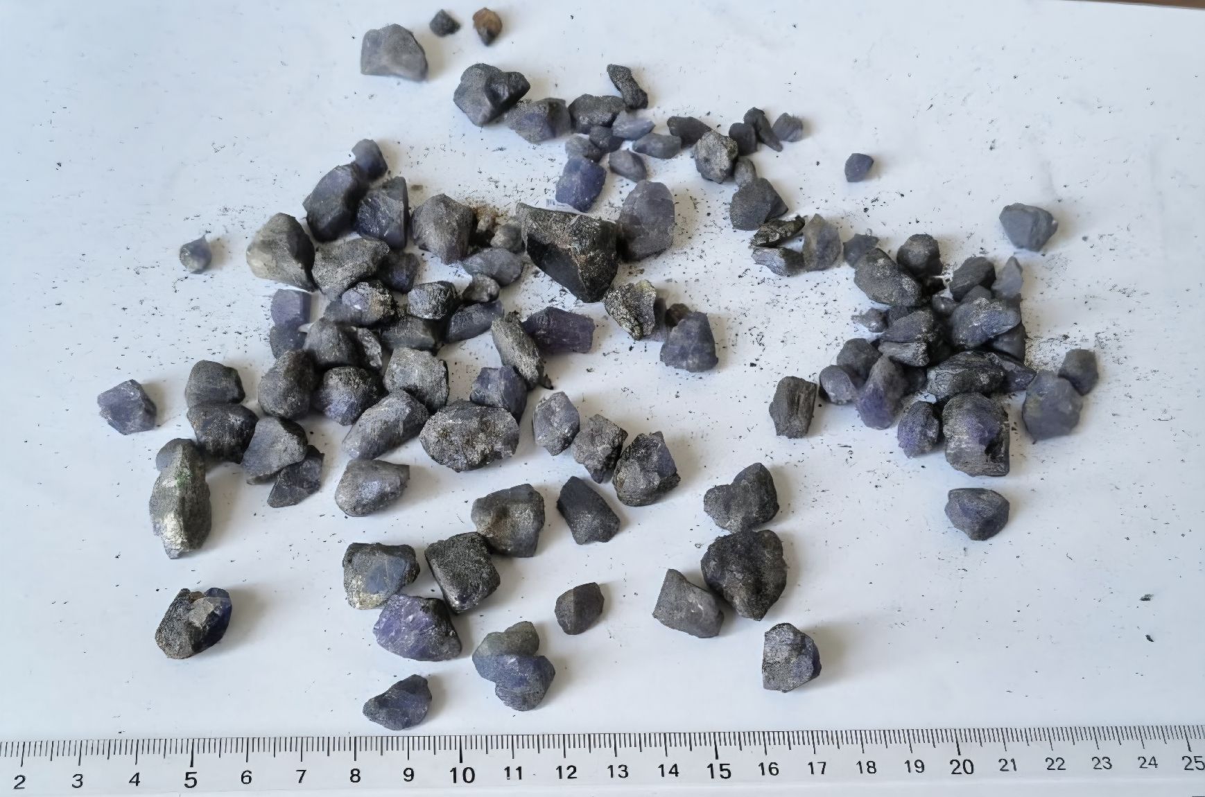 Mineralien & Heilsteine: Tansanit Rohsteine  – Neu und originalverpackt aus Graben von pen_mr7n