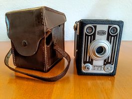 Bilora Stahl-Box Kamera mit Ledertasche 