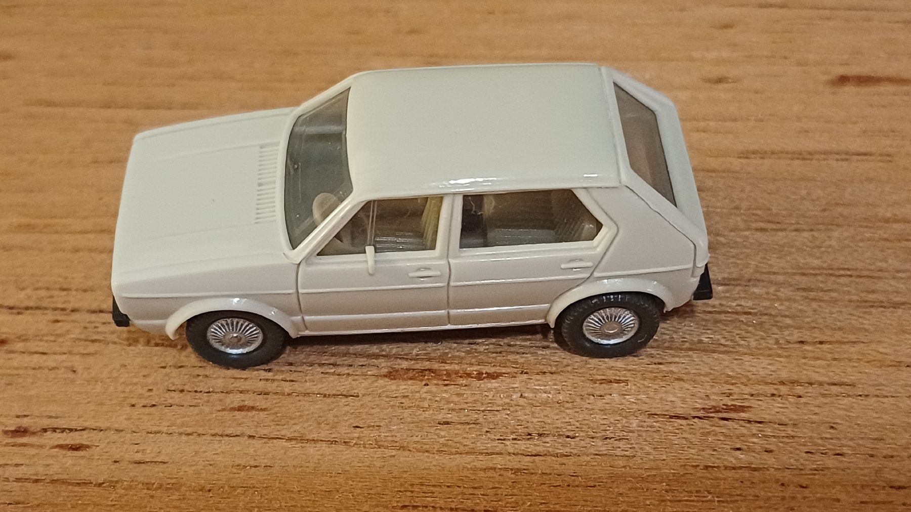 Wiking Modellini d'auto: VW Golf I von Wiking – Nuovo (secondo la descrizione) da Uznach venduto da Katinka83 8