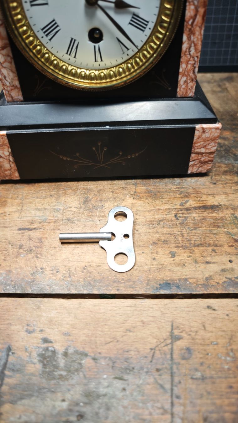 Orologi da terra & Orologi da parete: Wunderschöne alte Kamin Uhr – Usato da Gelterkinden venduto da MYSTOREFORYOU4460 2