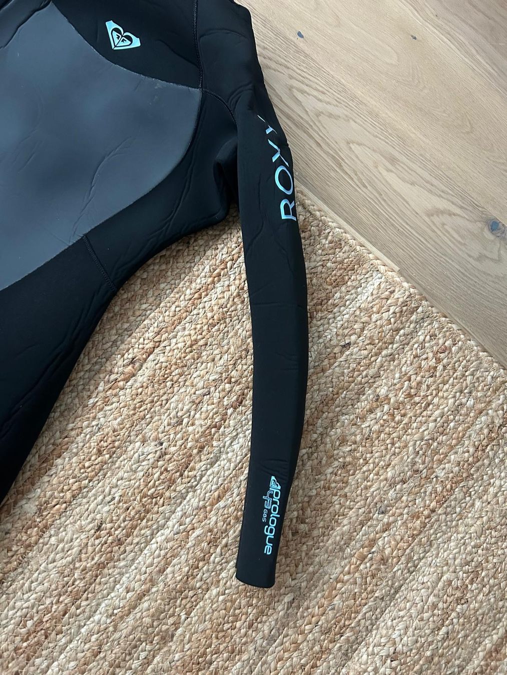 Roxy Completi & Tailleur: Surfneopren Anzug Roxy – Usato da Zuchwil venduto da roemens 1