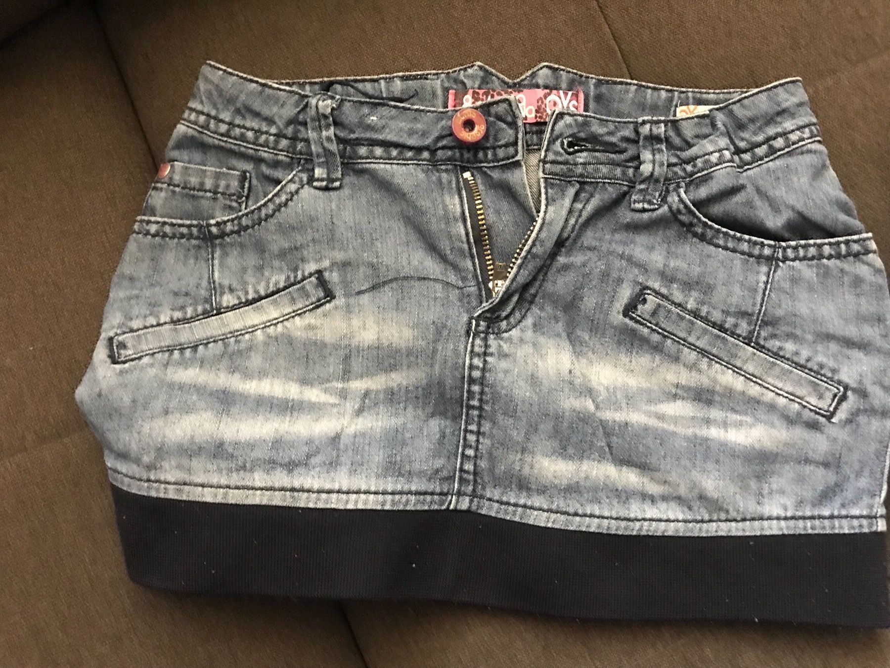 Pantaloni: Jeans-Röcke – Usato da Hausen AG venduto da gse_88xs 1