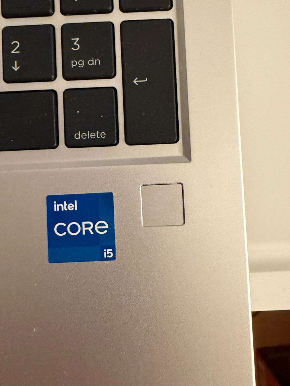 Hewlett Packard Notebook: HP EliteBook 850 G8 – Usato da Spiez venduto da eag01 1