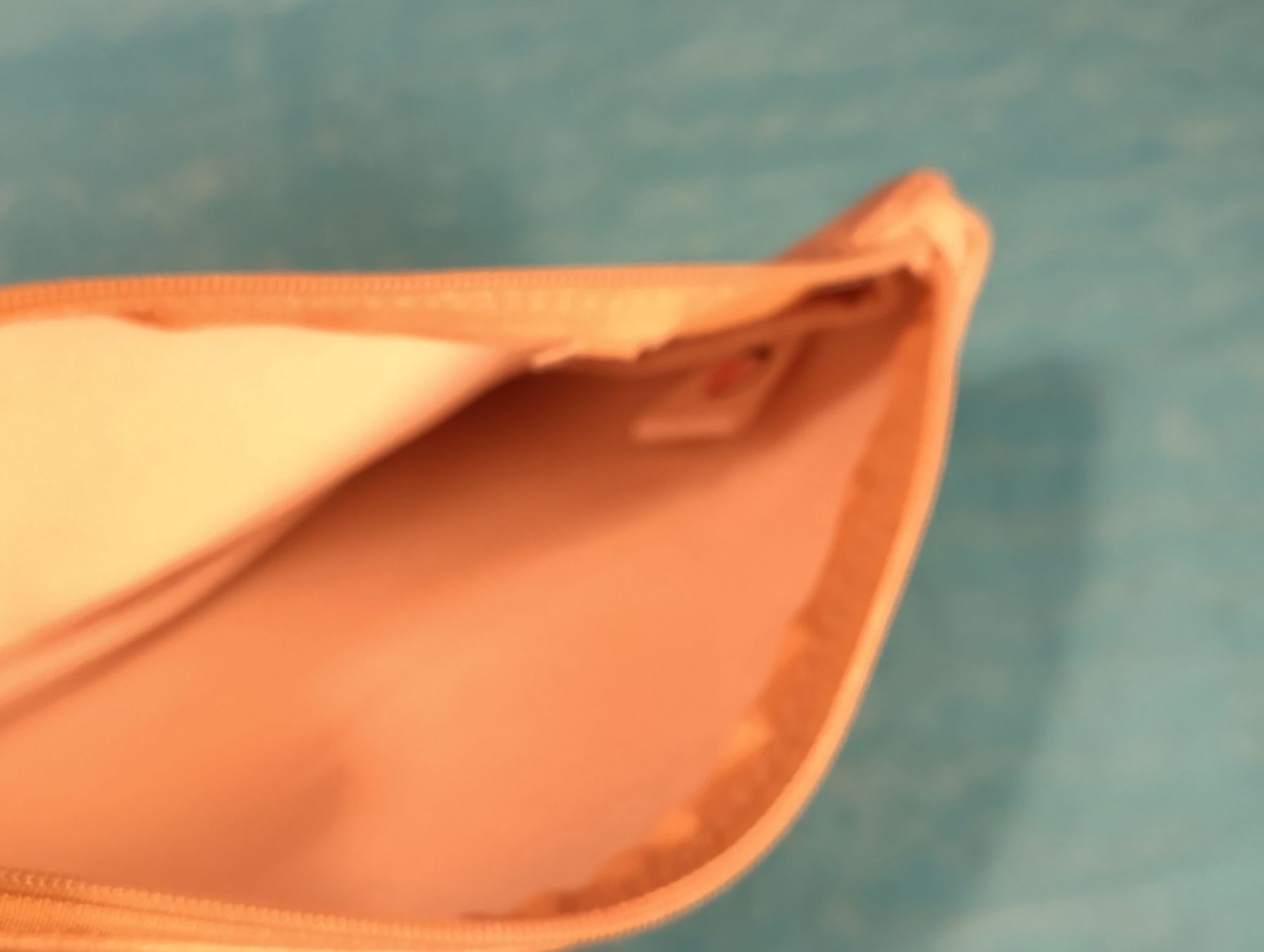 Kosmetikkoffer: Kleine Tasche, Necessaire, Kunstleder, rosa – Neu (gemäss Beschreibung) aus Bellach von JingleCherry 2