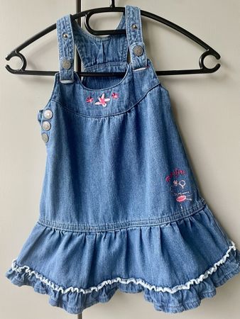 Mädchen Latzkleid Jeans Gr. 86/92 Frühling/Sommer