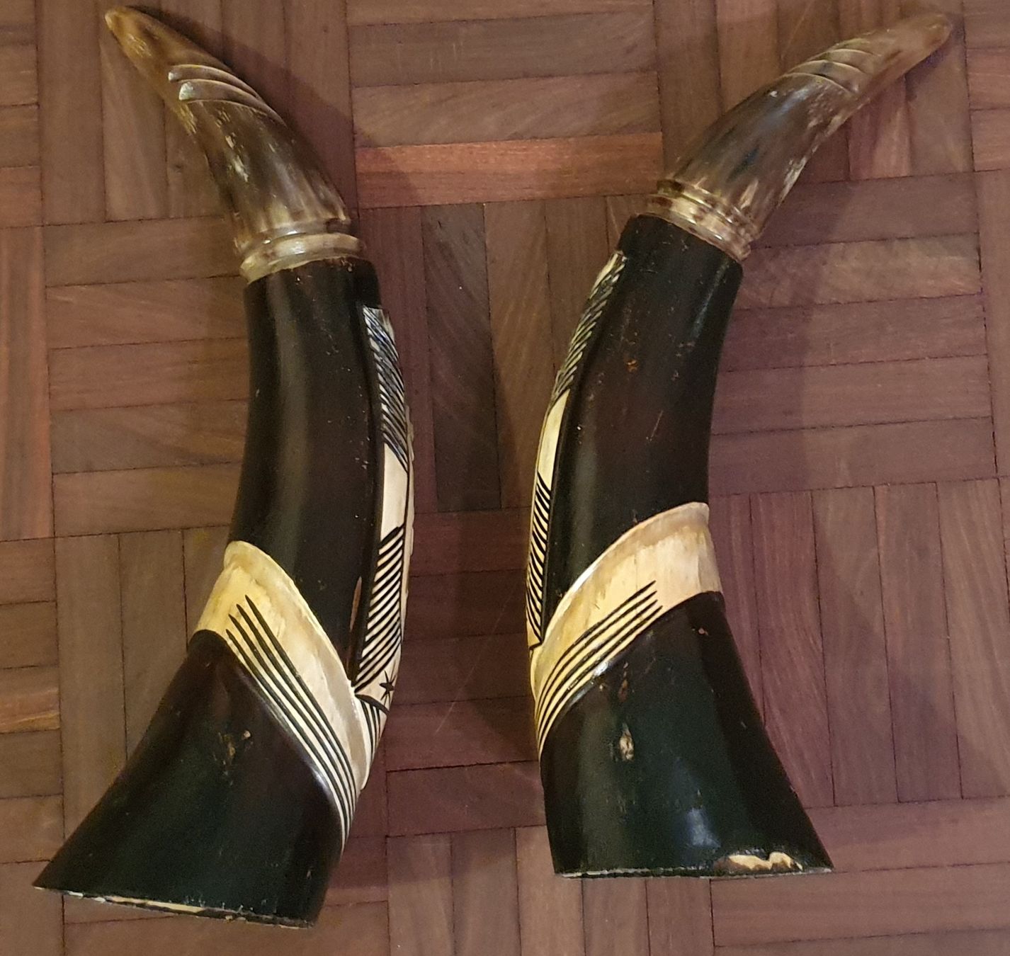 Sculture & Statue: Horn - Schnitzerei, ein Paar – Usato da Kreuzlingen venduto da Rschweiz1 2