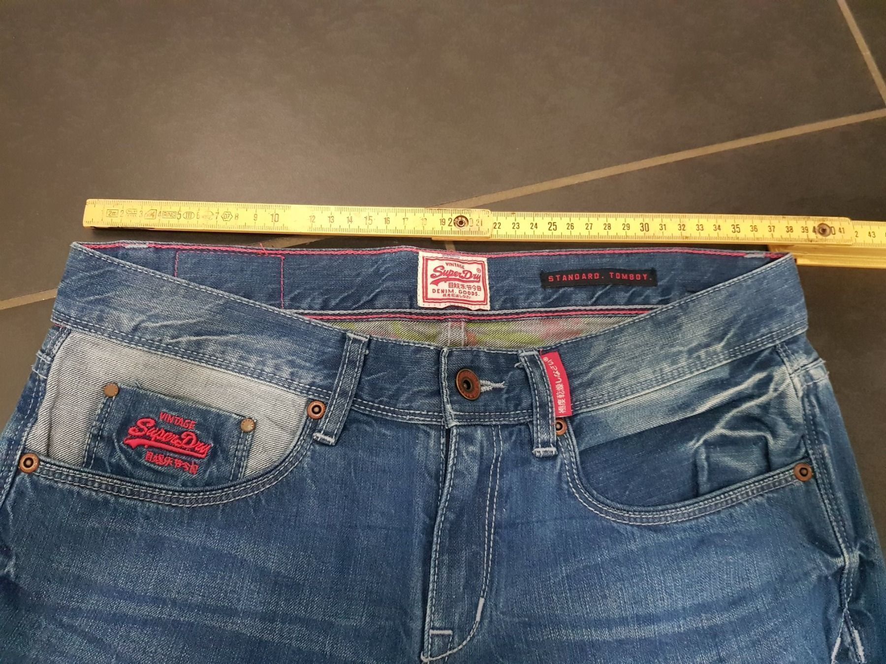 Superdry Jeans: Superdry Jeans – Usato da Oftringen venduto da bin_2wk8 2