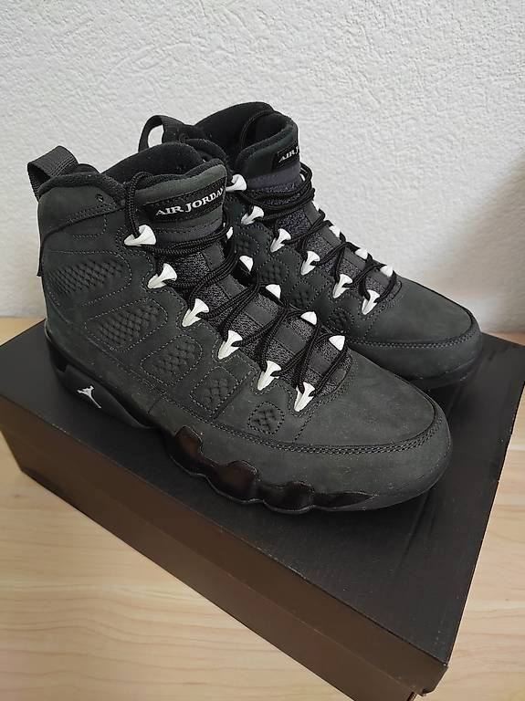 Jordan Scarpe da uomo: Jordan Retro 9 'Anthracite' (Gr. 41) – Nuovo (secondo la descrizione) da Jona venduto da dan_ln5g