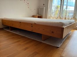 Bett 160x220 cm in Winterthur