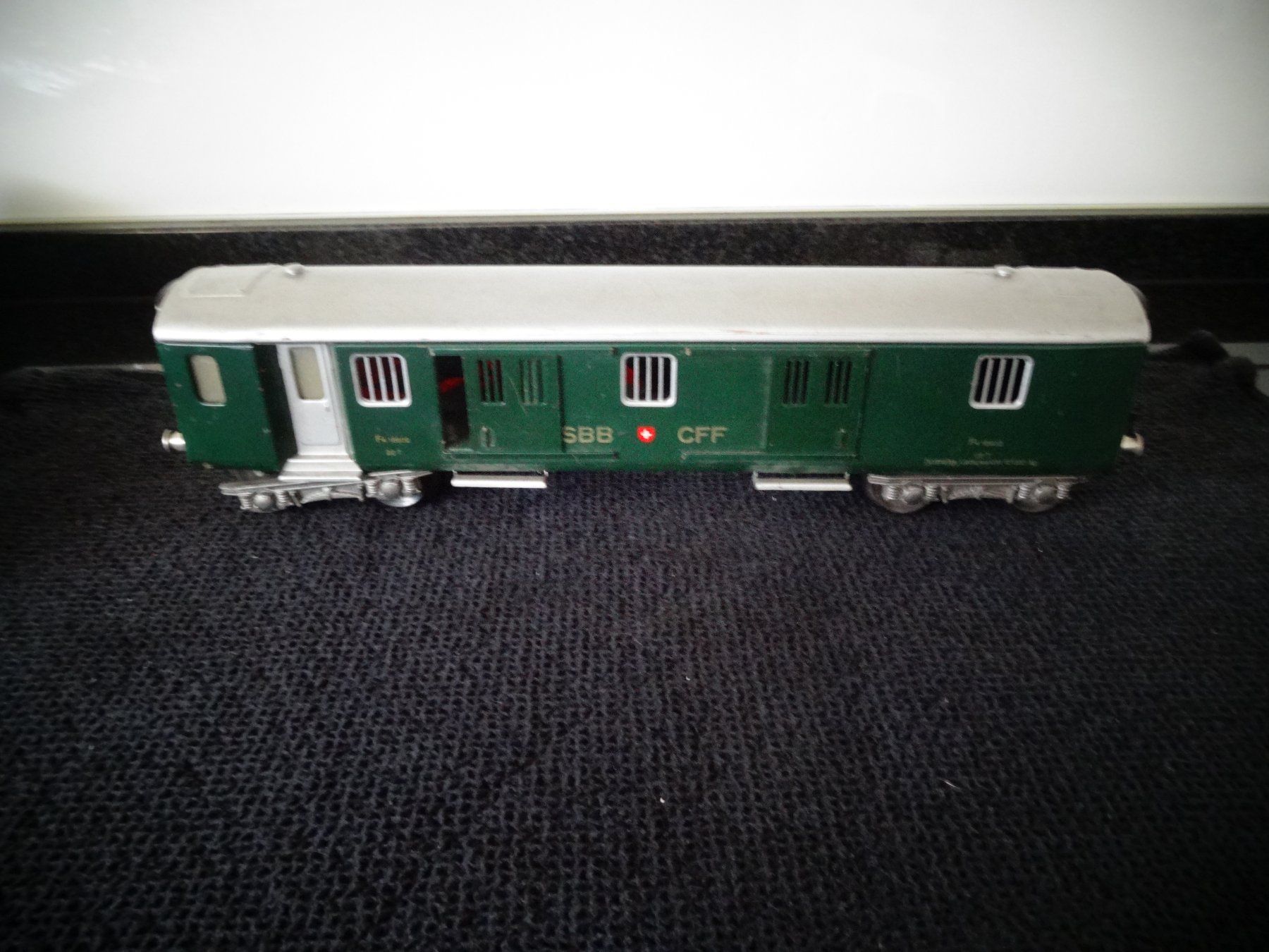 SBB/CFF/FFS Modellini di ferrovie: SBB Gepäckwagen – Usato da Neerach venduto da jenny062