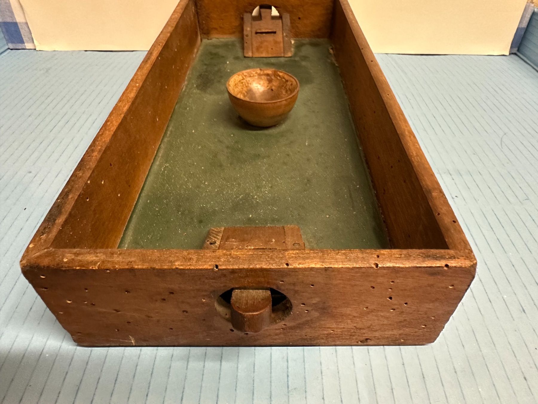 Giochi: Jeu de table ancien en bois. – Usato da Lausanne venduto da gio_vintage17 2