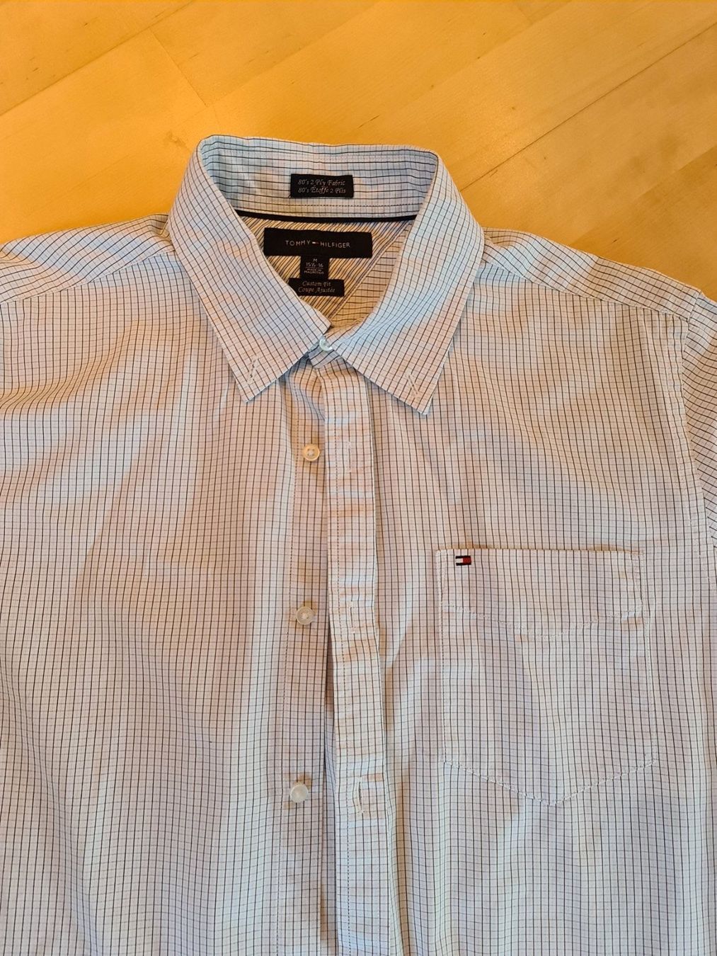 Tommy Hilfiger Hemden: Tommy Hilfiger Karo Weiss M Custom Fit – Gebraucht aus Buchs AG von Stunner 1