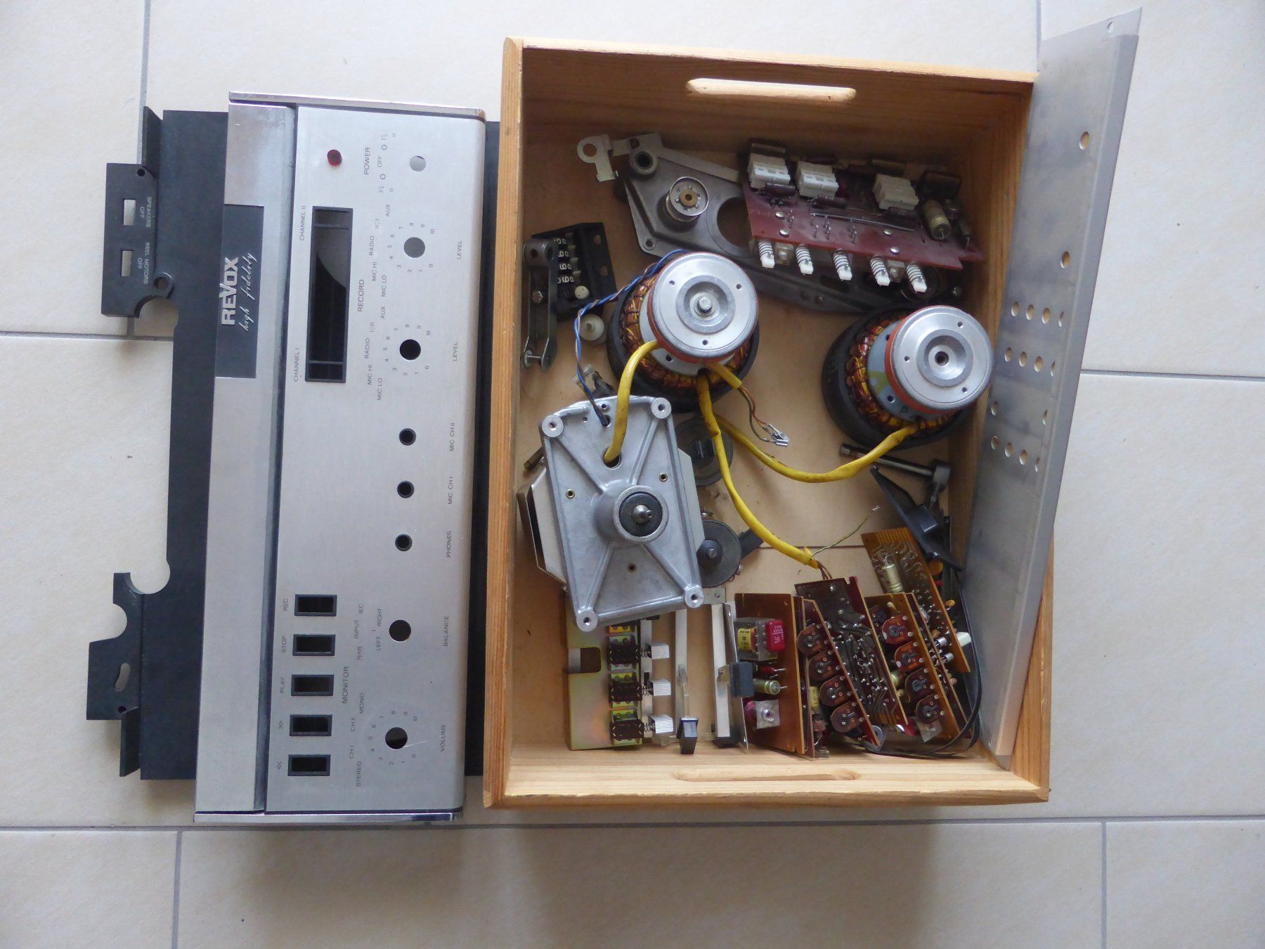 Revox Apparecchi a nastro: Diverse Revox A77 – Difettoso da Weisslingen venduto da prhline 7