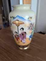 A vendre un ancien vase a fleur du Japon
