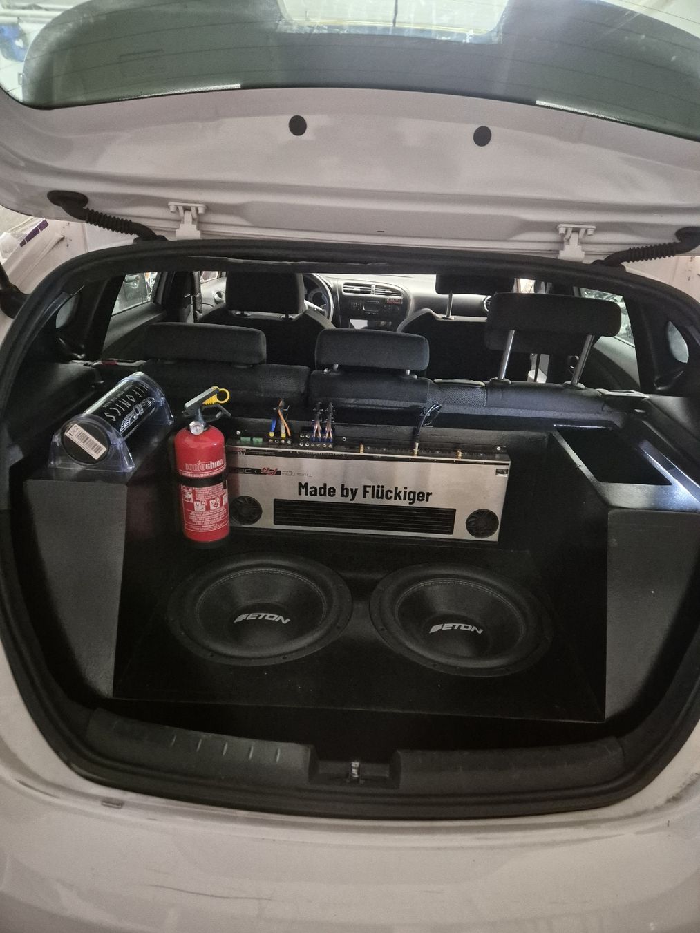 Seat Automobili: Seat leon 2.0fr tfsi – Usato da Madiswil venduto da flu_5ly2 4
