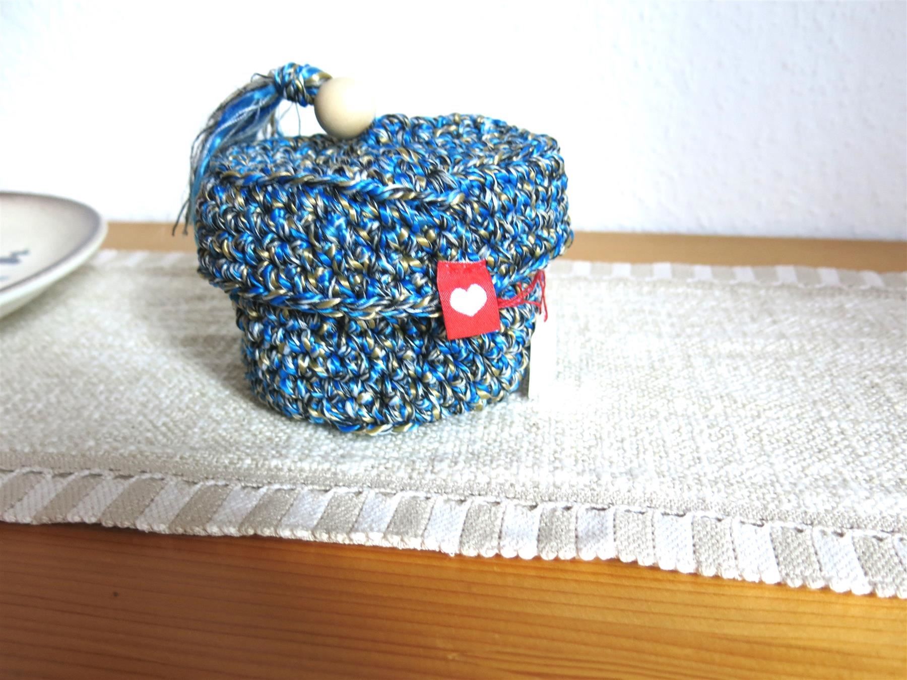 Altro per la casa: rundes  Körbchen mit Deckel /ca 10x7cm – Nuovo (secondo la descrizione) da Schaffhausen venduto da Espressoo7 2